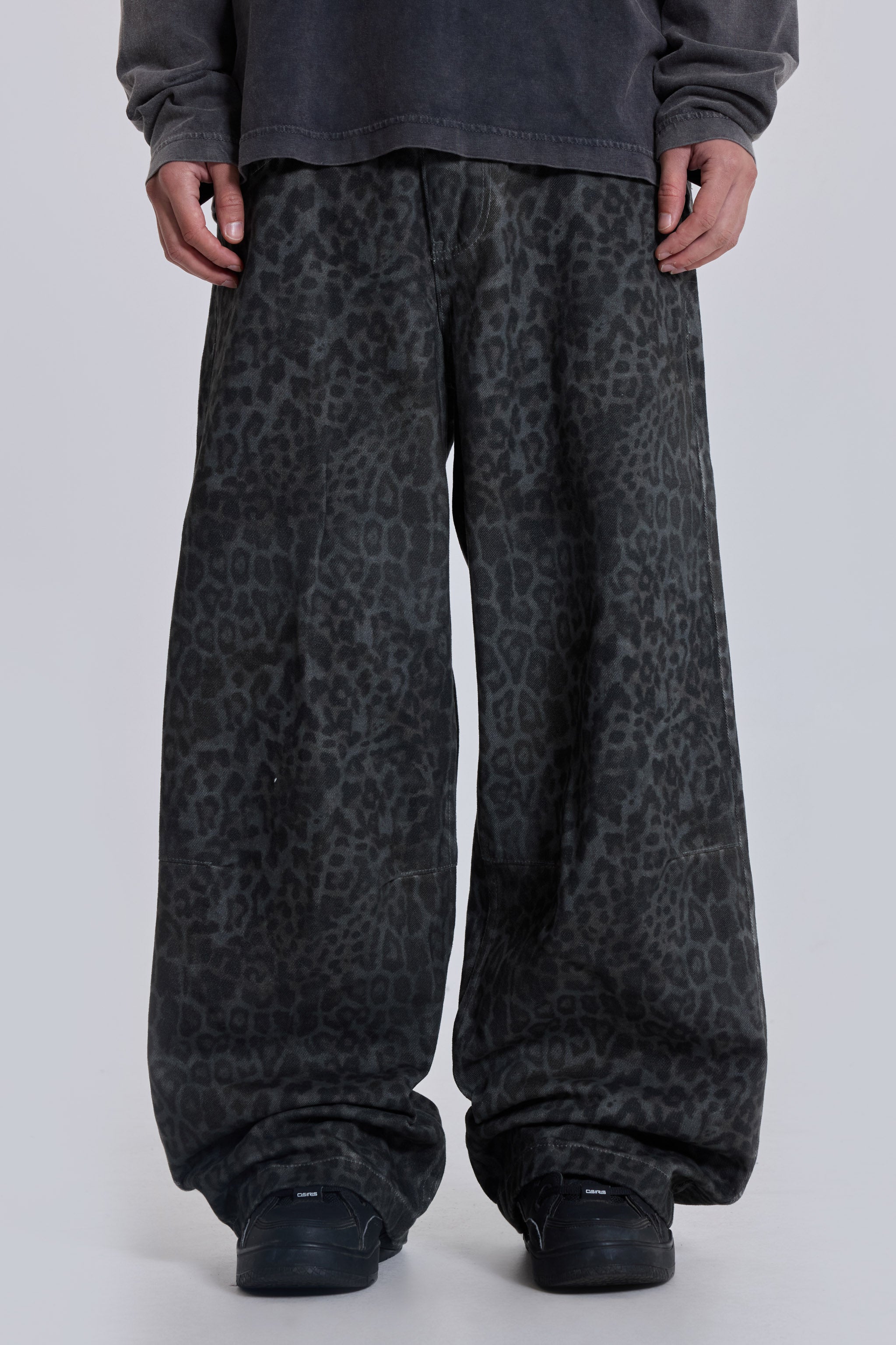 Koksgrå Leopard Fade Colossus Jeans
