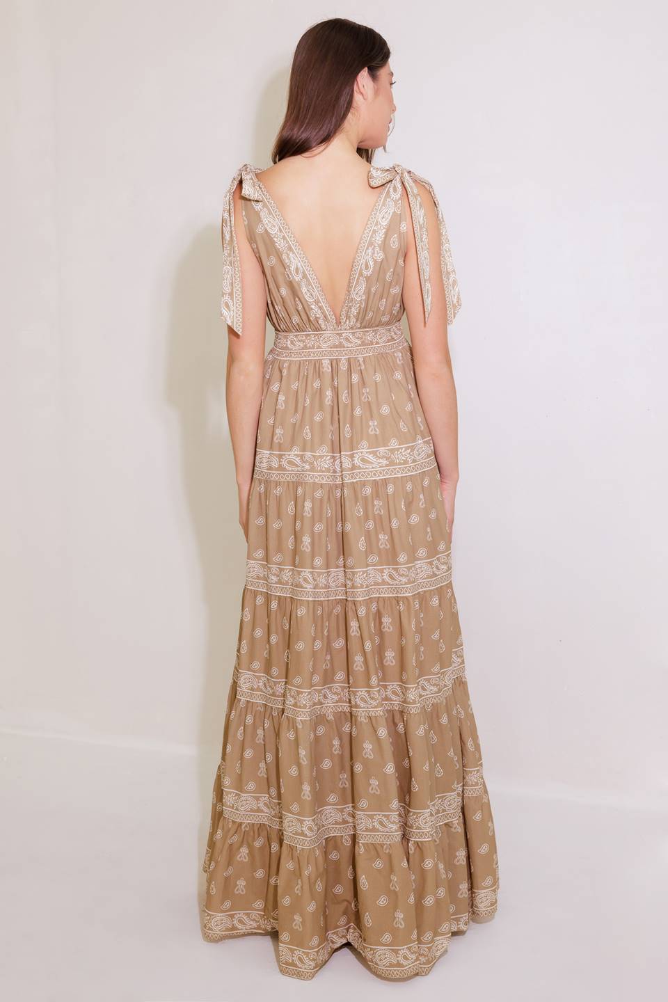 Robe longue taupe tissée Attitude câline