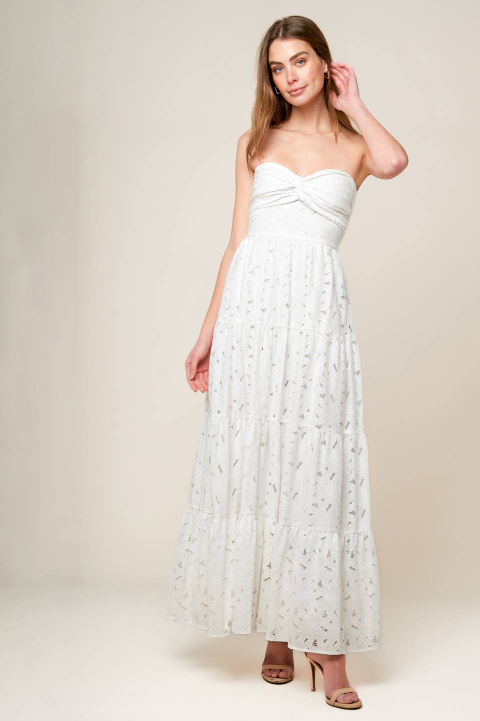 Robe Maxi Dentelle Blanche Puits À Souhaits