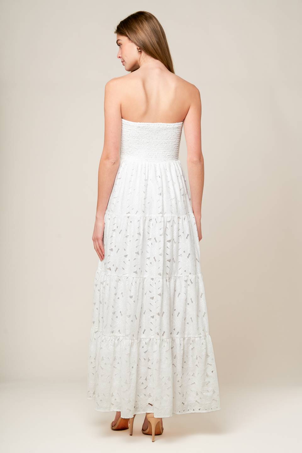 Robe Maxi Dentelle Blanche Puits À Souhaits