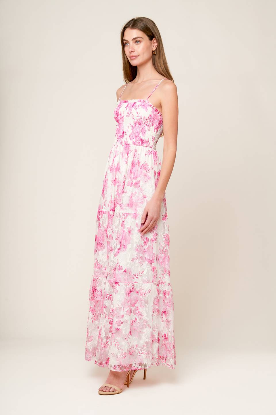 Robe Maxi Dentelle En Ce Moment