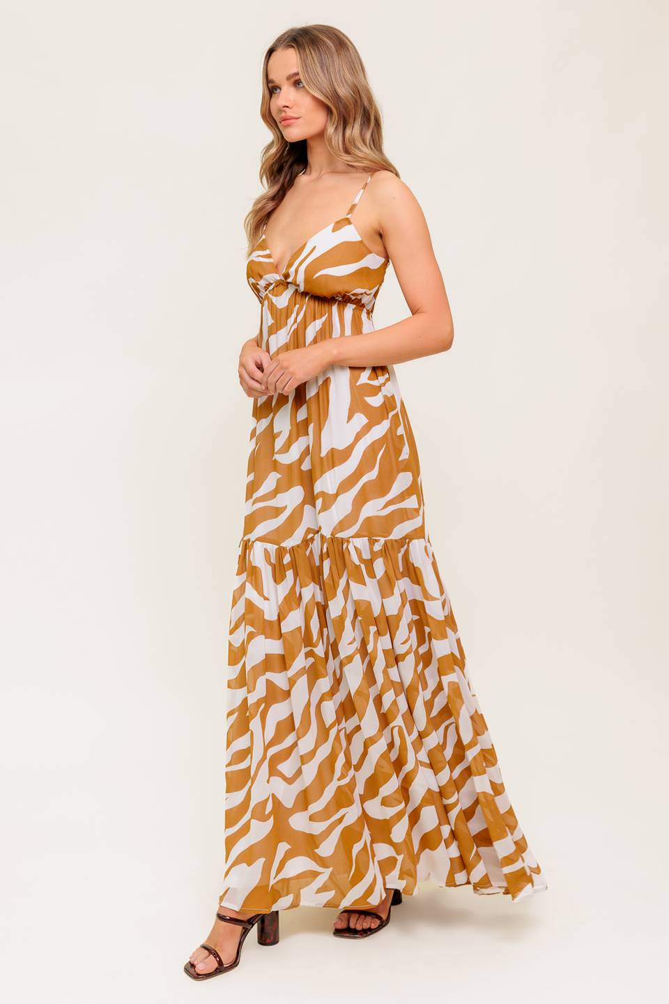 Robe Maxi Tissée Amande Baisée par la Rosée