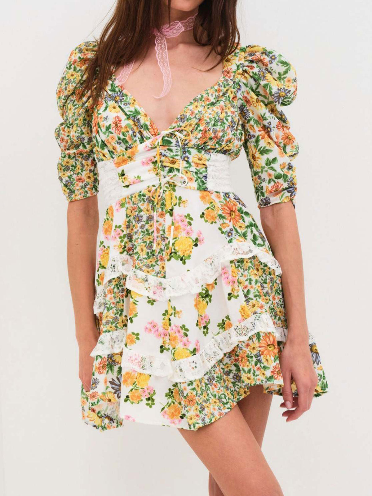 Resort Bloem Geplooide V Hals Kant Ruffle Gelaagde Puff Mouw Mini Jurk